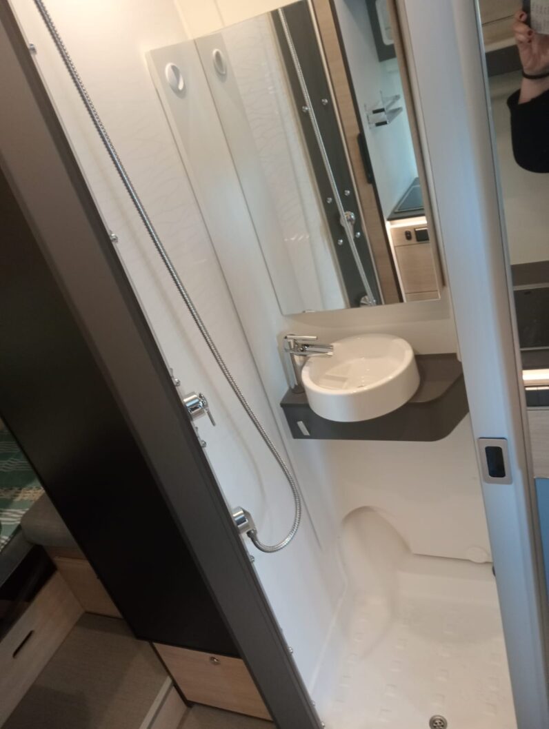 DREAMER CAMPER FIVE – 2025 – 5 PLAZAS LITERAS