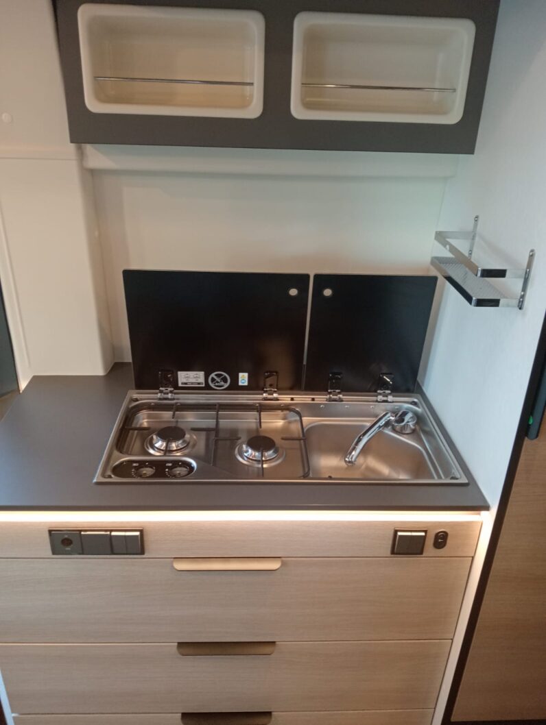 DREAMER CAMPER FIVE – 2025 – 5 PLAZAS LITERAS