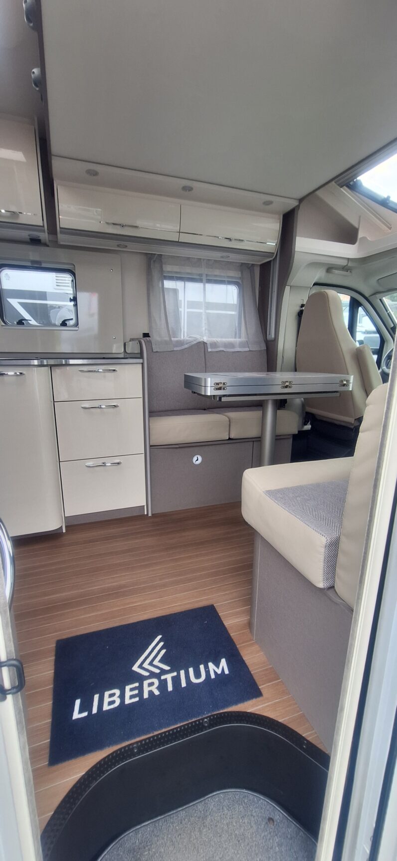 AUTOCARAVANA PERFILADA-OCASION-ETRUSCO T7400 QBC-2022