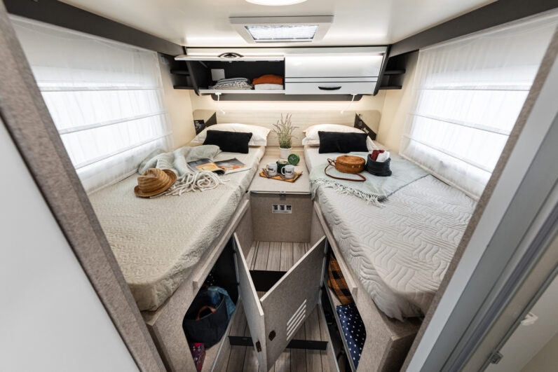 MC LOUIS 373-2026-CAMAS GEMELAS-SALON L