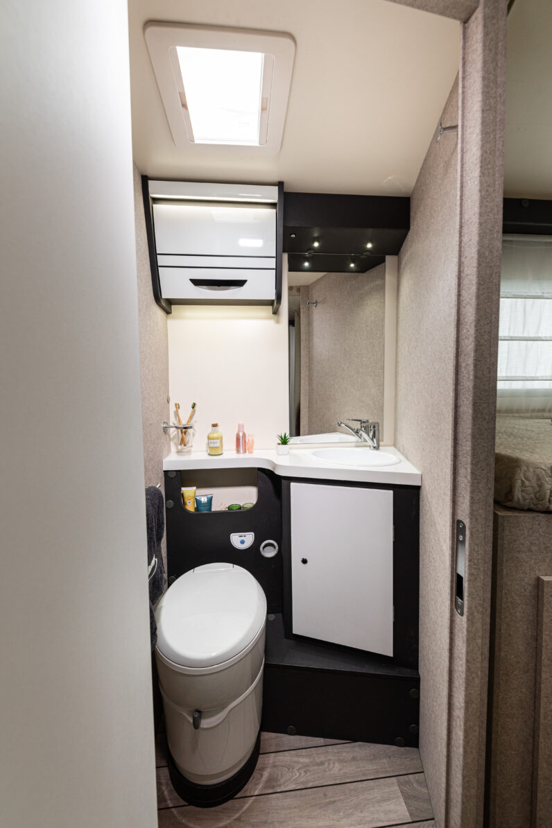 MC LOUIS 373-2026-CAMAS GEMELAS-SALON L